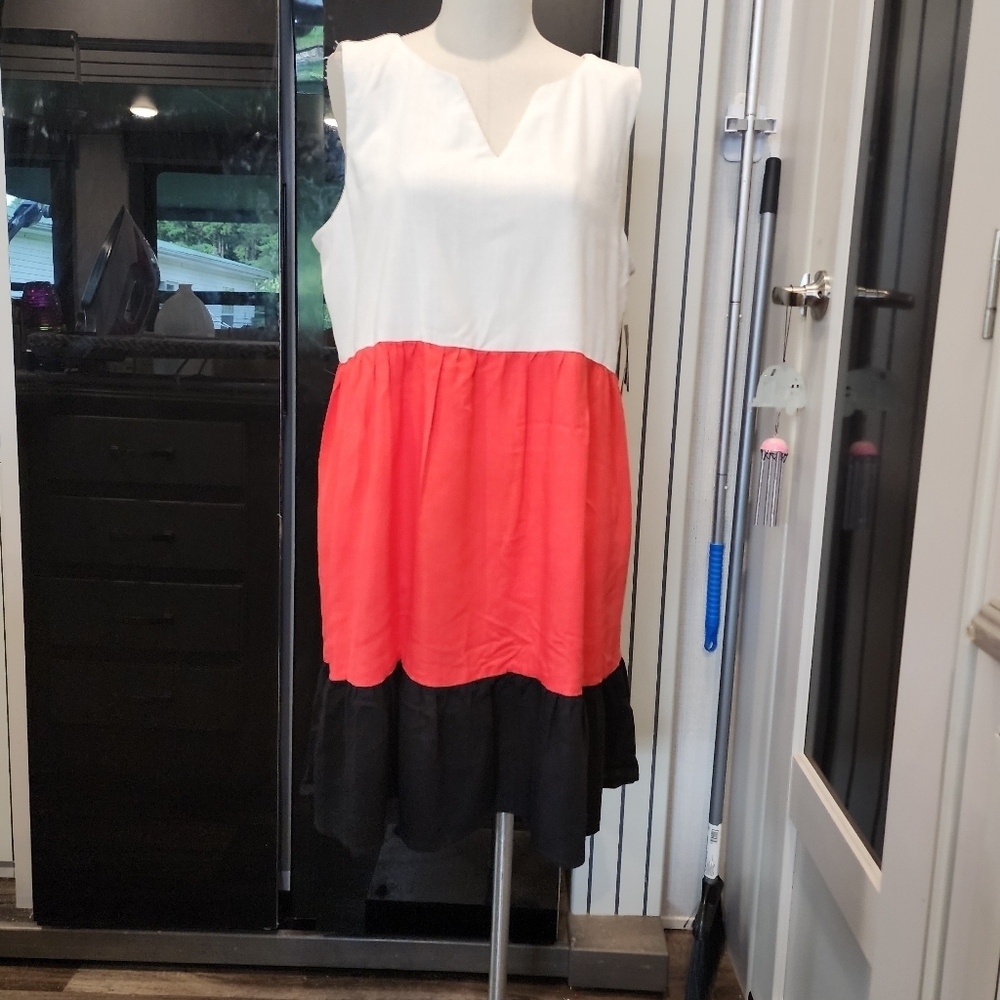NWT'S PERCEPTIONS NY WHITE, ORANGE & BLACK TIERED DRESS - Picture 2 of 8
